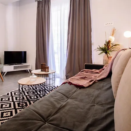 Apartment Miriam's 2 *